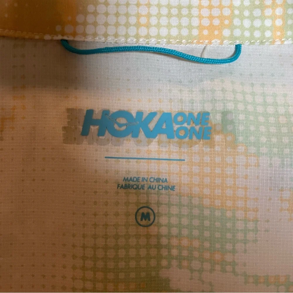 Hoka One One Windbreaker